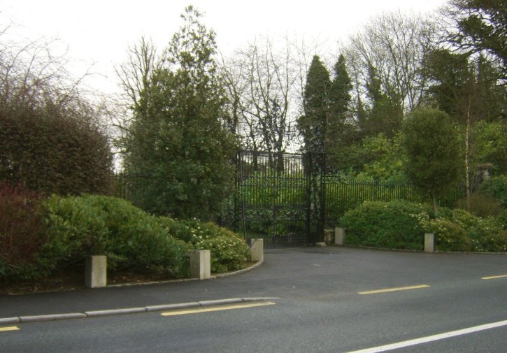 Grand Gates Castlemartin Estate Kilcullen