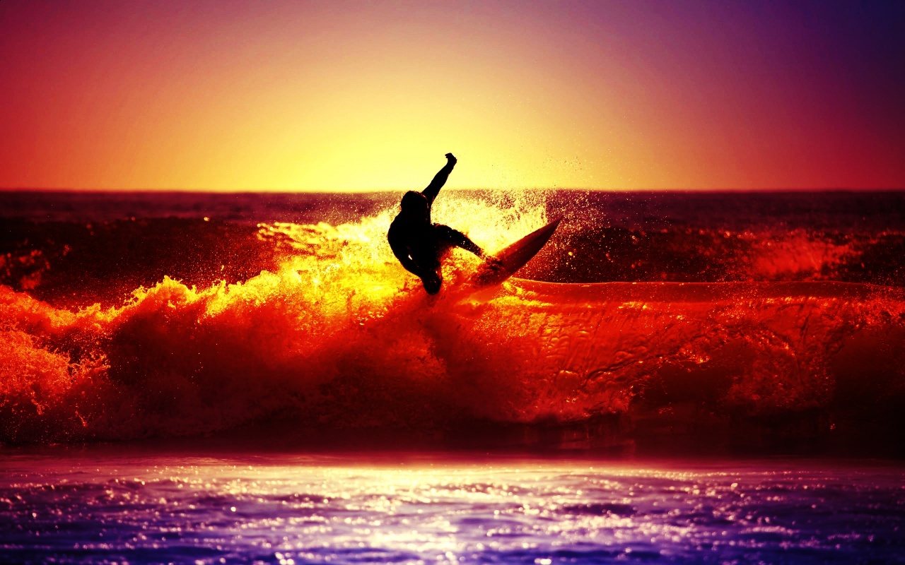 Waves Surfer
